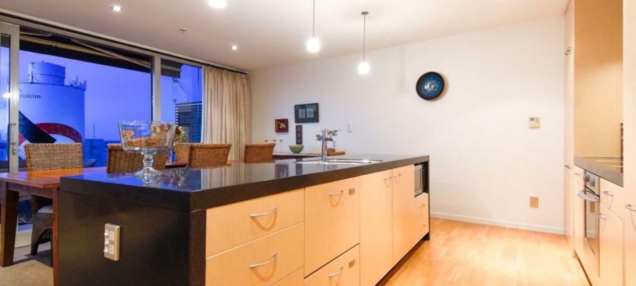 Penthouse 39 Apartment Nelson Luaran gambar